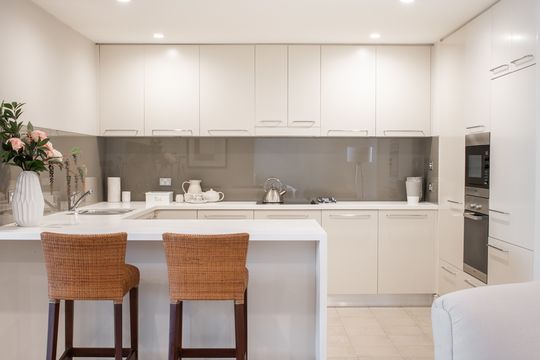 Light-filled Garden Apartment with Space, Privacy and Style