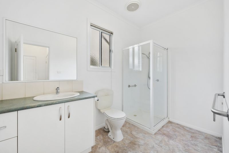 Delightful One-Bedroom Cottage