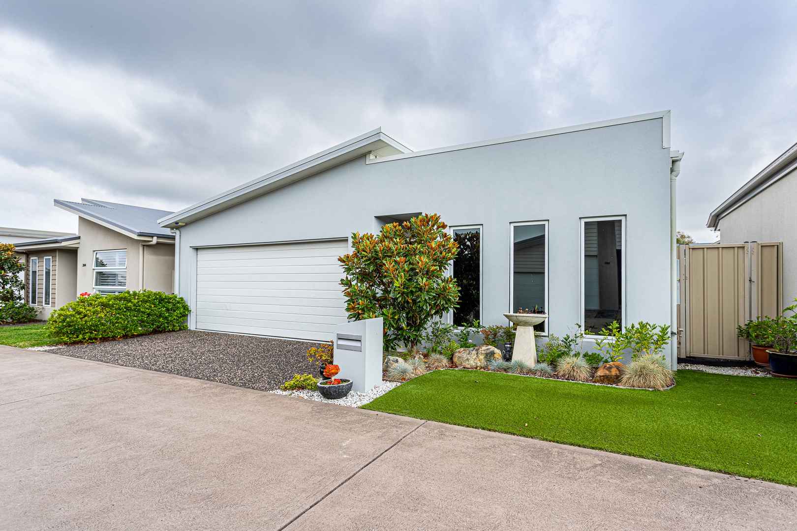 Palm Lake Resort Fern Bay - Immaculately presented