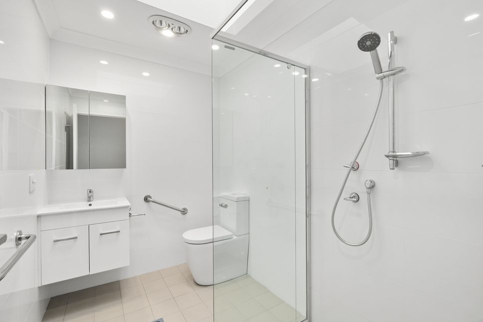 Refurbished and Light-filled 2 Bedroom Home - Simpson of Gallipoli 615