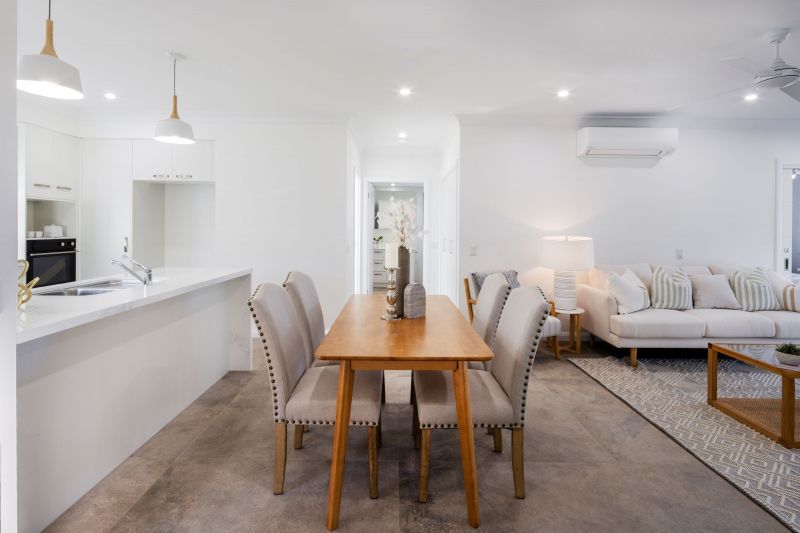 Relaxed retirement living with golf course views