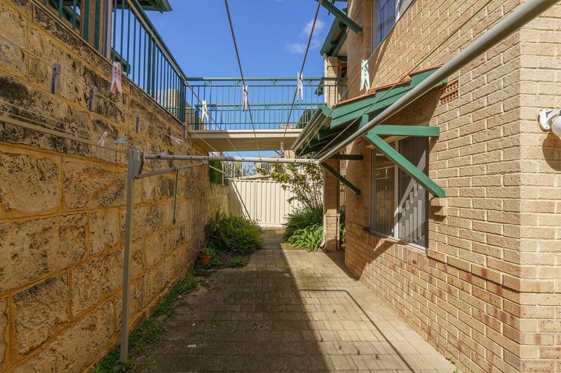 Bright, Breezy Villa with Generous Indoor and Outdoor Living Spaces