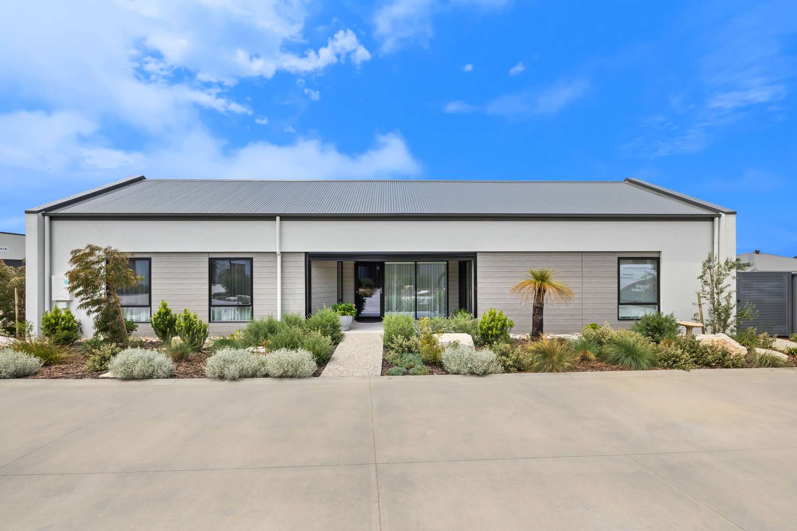 Luxury Living At Palm Lake Resort Paynesville