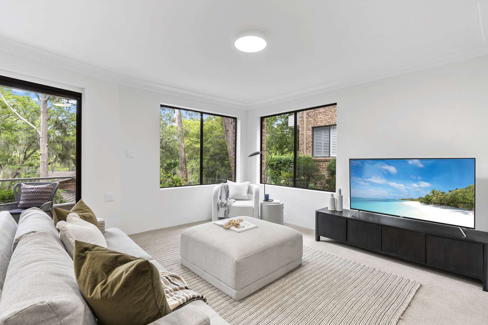 Serene 2-Bedroom Unit Surrounded by Nature