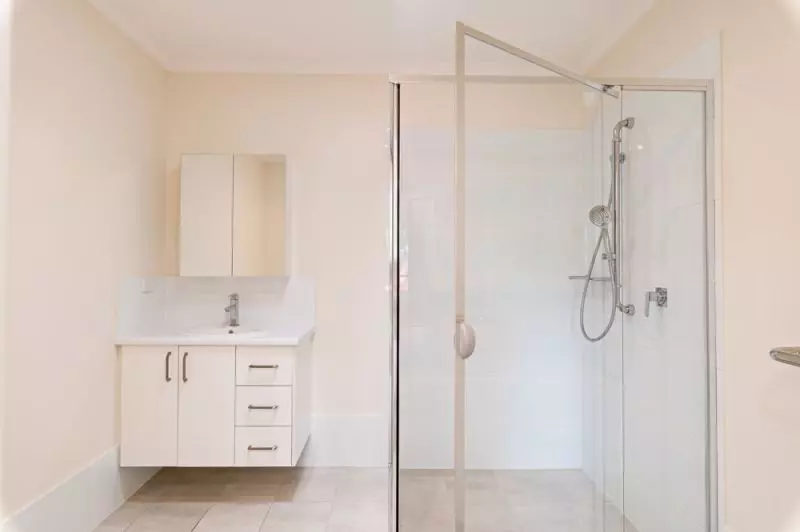 Embrace a relaxing lifestyle in a well-appointed serviced apartment