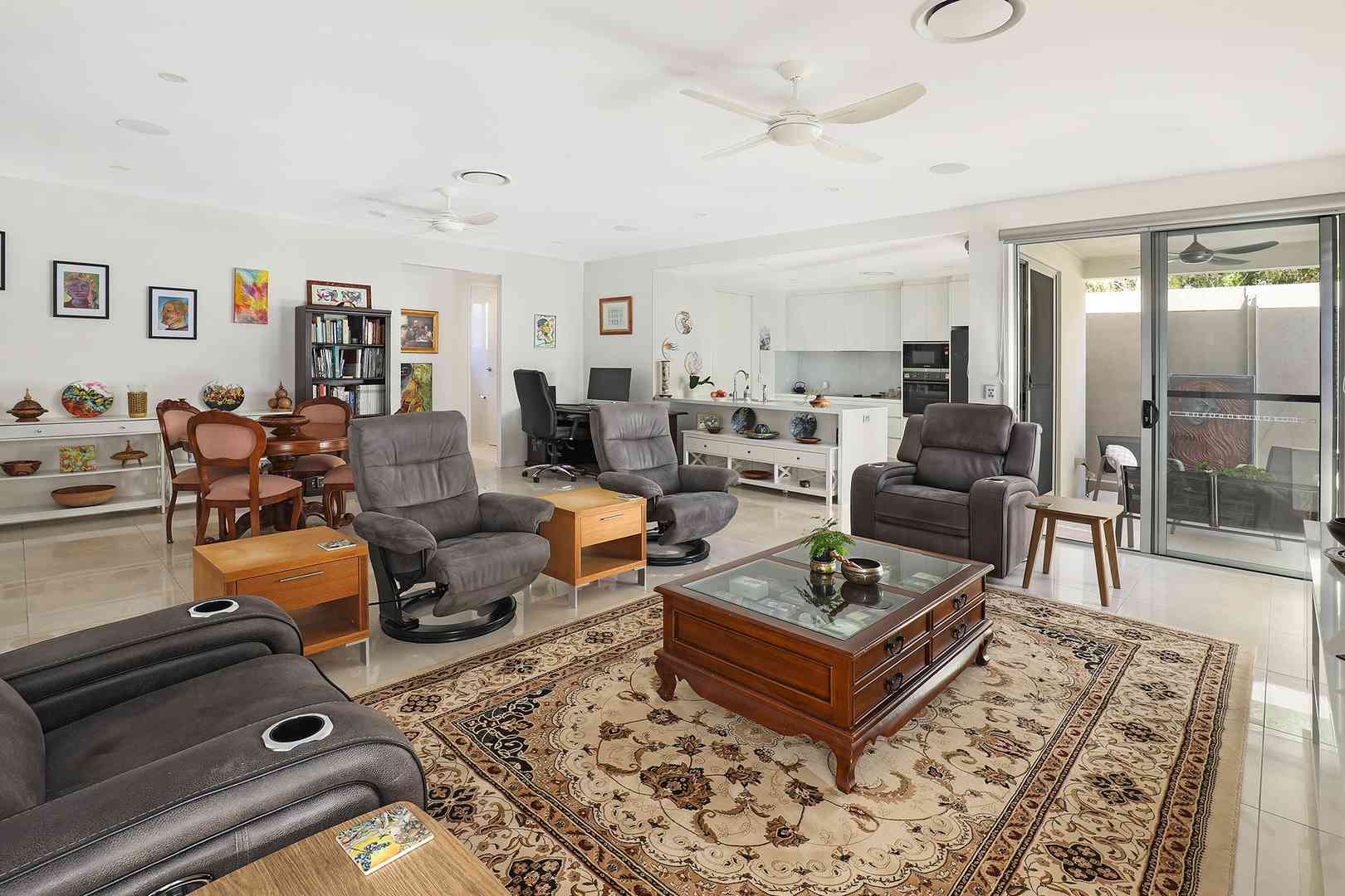 Luxury, Lifestyle & Latitude at Vantage - Villa 11 Pacific Paradise