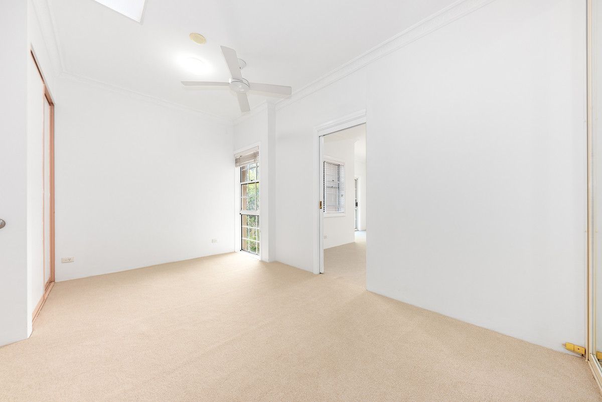 ELEVATED SPACIOUS 1 BEDDER WITH GARDEN VISTA