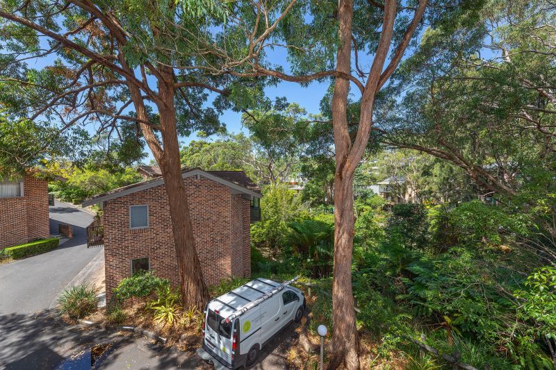 Fully Refurbished Large 3 Bedroom Unit with a Stunning Bushland Outlook
