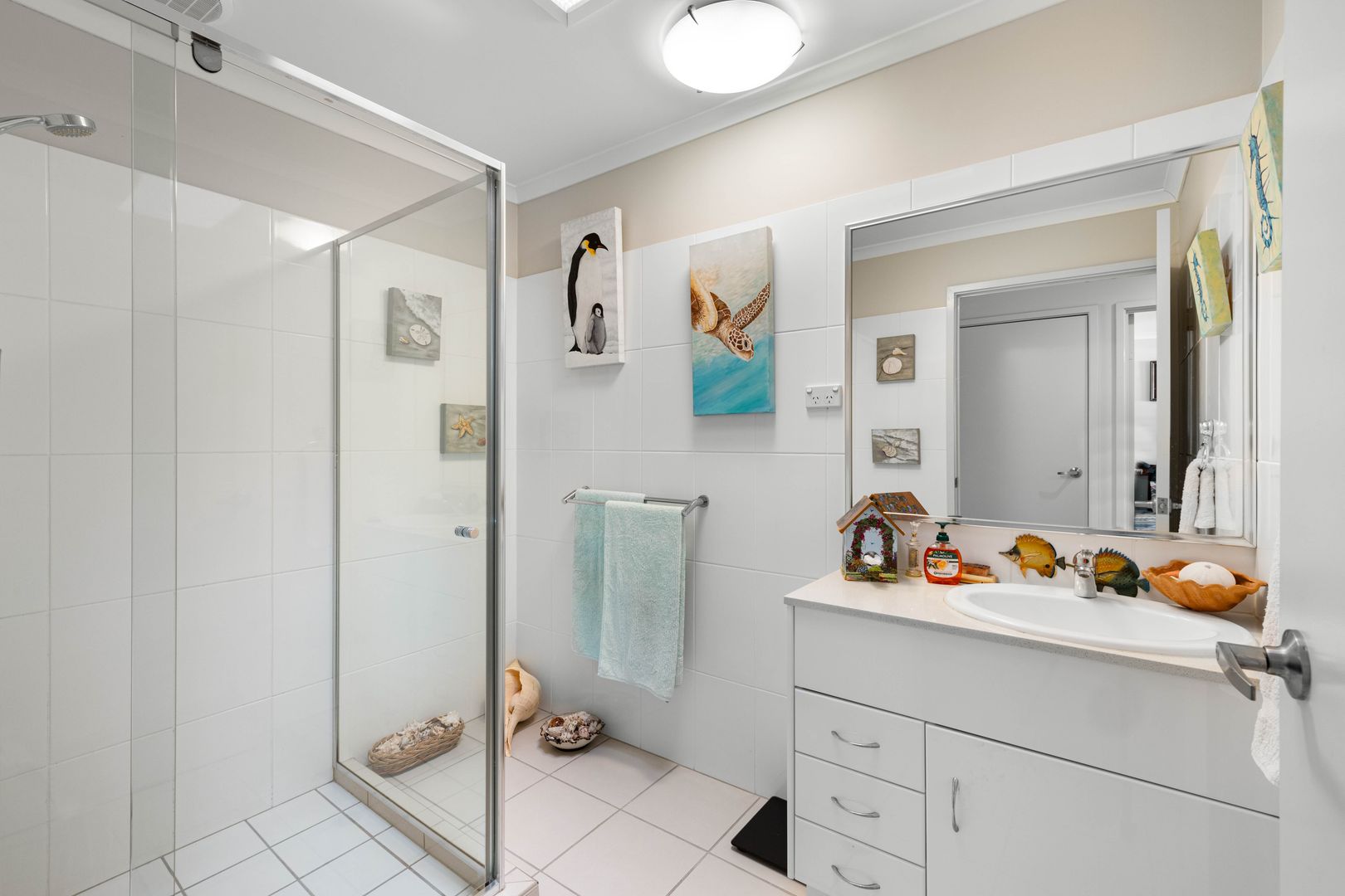Beautifully presented property with Double Garage, fresh paint and DOG Friendly too.