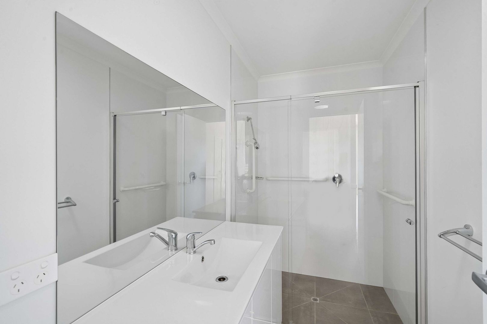 Move Straight In | Well-Appointed 2-Bedroom Home in a Gated Lifestyle Community