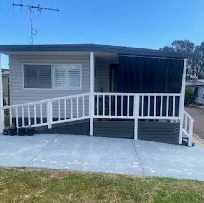 Beautifully Renovated 2 Bedroom Home
