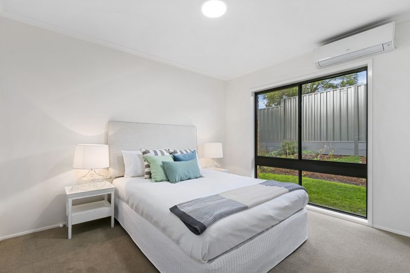 The perfect villa for a north-facing private backyard
