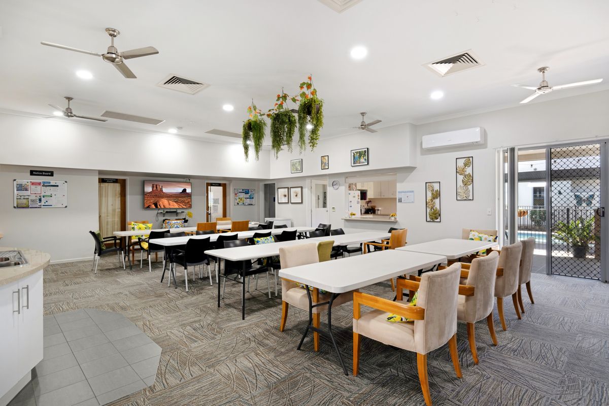 Villa 14 and 17 - Silvergull - 2 Bedroom + 1 Bathroom - Oak Tree Park Avenue