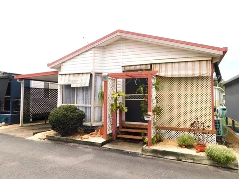 Site 332 (Pre-loved) Bayway Village