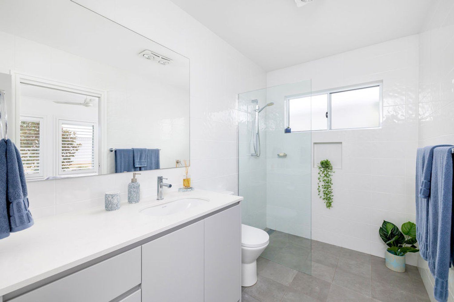 Modern Haven - Offering Privacy, Comfort and Space