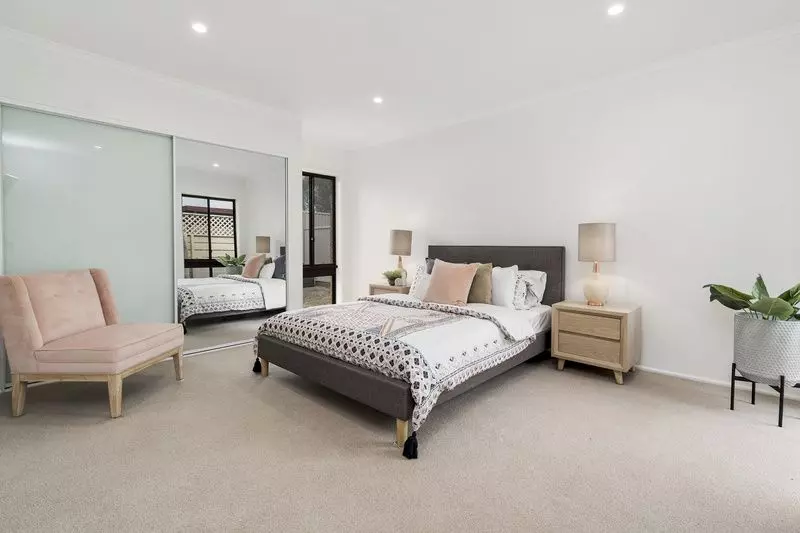 Rare 3-bedroom villa - available soon