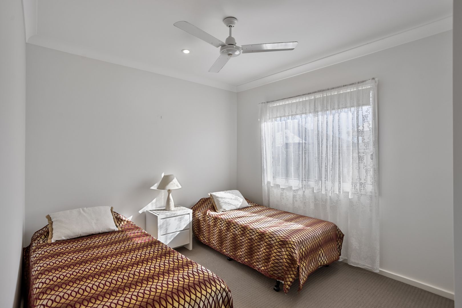 Palm Lake Resort Fern Bay - Ideally Positioned