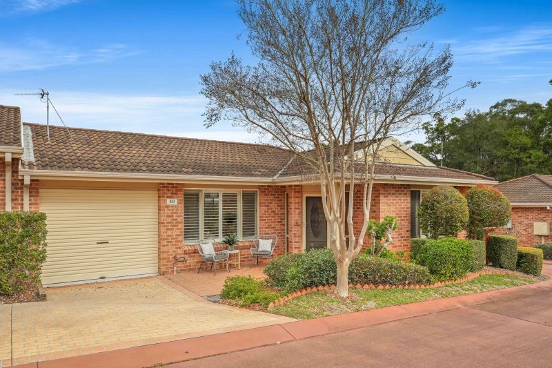 Lovely light-filled villa with all the comforts you need