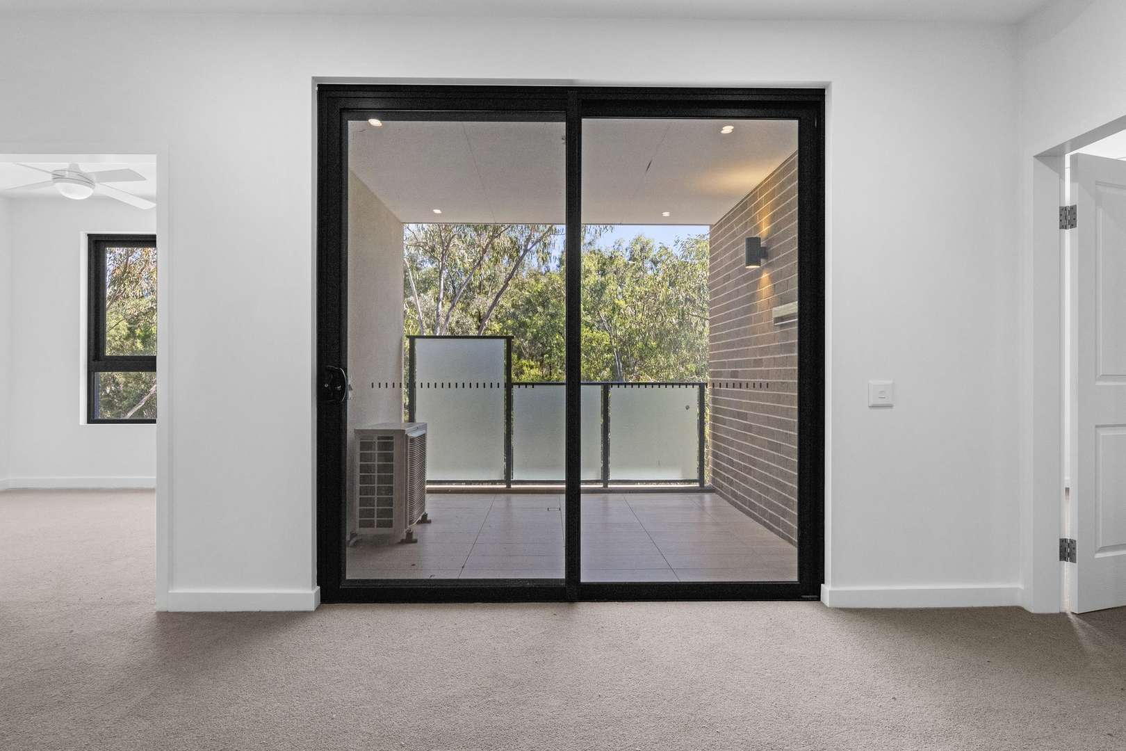 Spacious Living, Second Floor Position