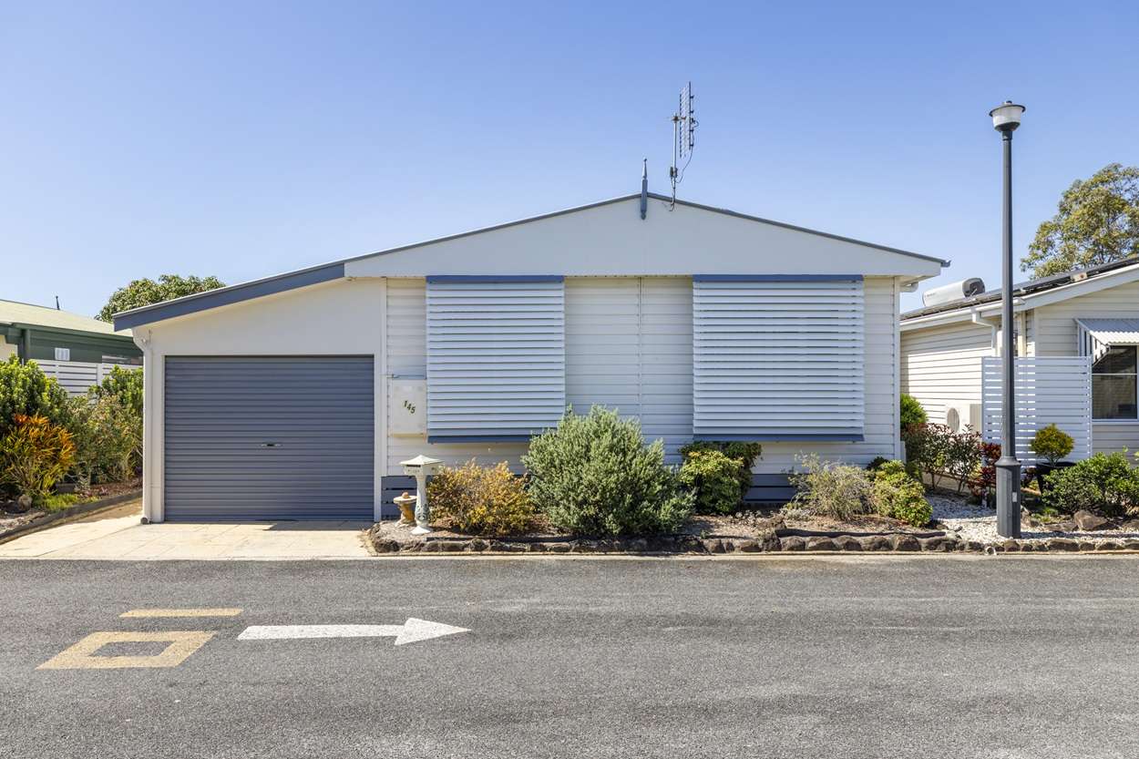 Luxury Waterfront Living