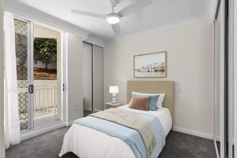 Beautifully refurbished one bedroom serviced apartment with sunny, private courtyard.