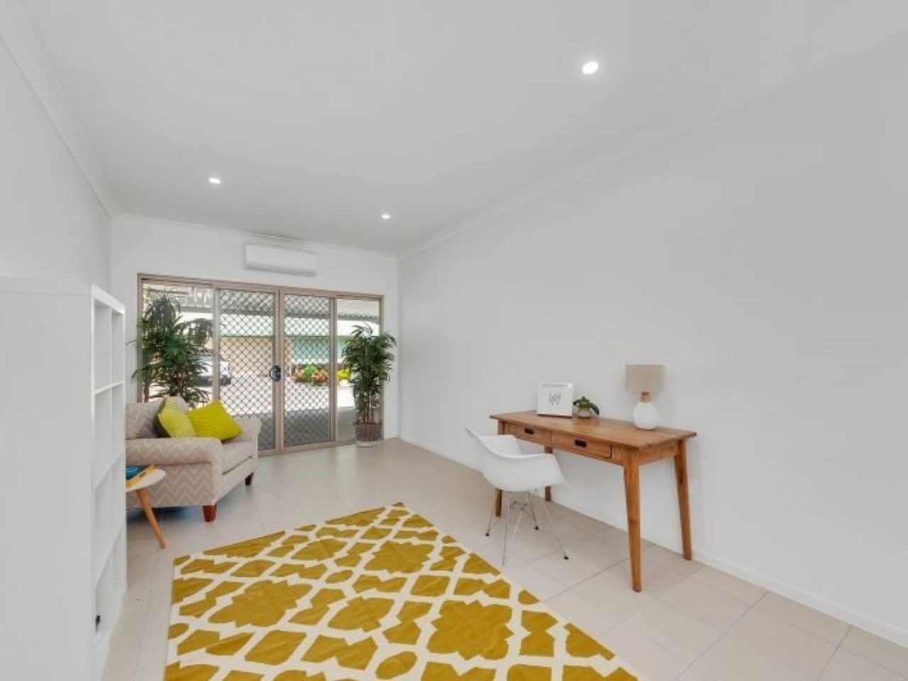 Two-bedroom unit with extra multi-use space