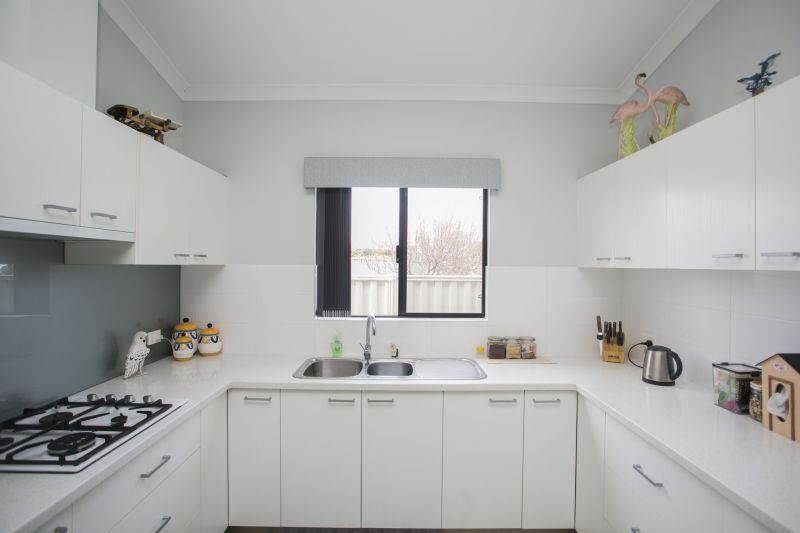 2 bedroom 2 Bathroom Plus Study