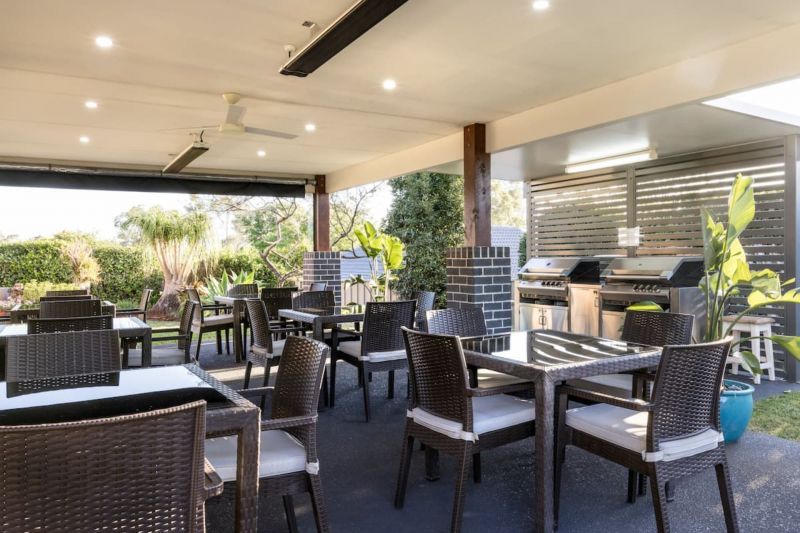 Gorgeous, bright one-bed villa!