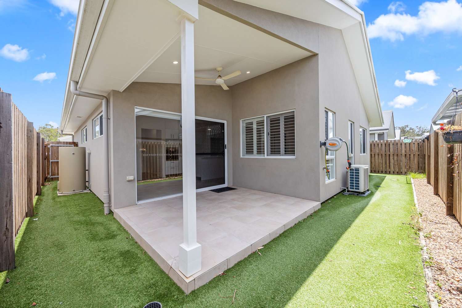Practical Modern Living with Everyday Comforts