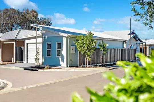 light-filled 2 bed home with skillion roof