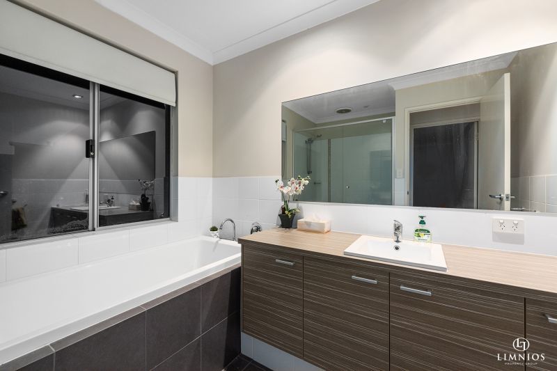 Feature Packed Family Home!