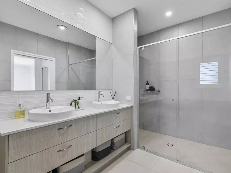 Site 36 - Established Noosa Gold (Hampton Facade)