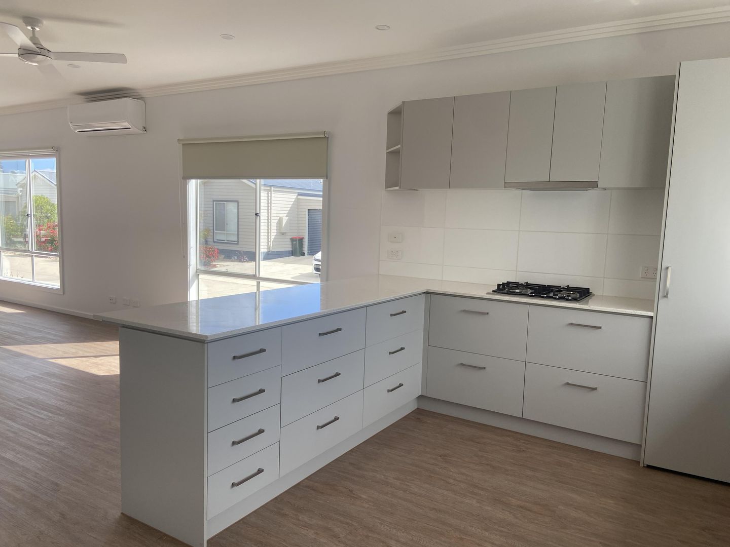 Downsize and enjoy a 150m walk to the Beach!