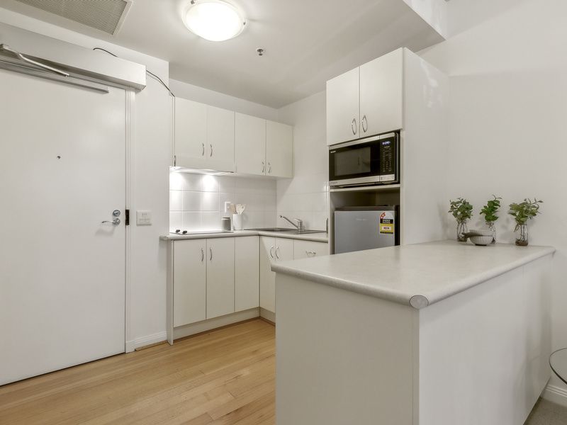 Elegant, Stylish and Convenient One-Bedroom Apartment