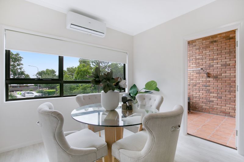 Modern one-bedroom apartment