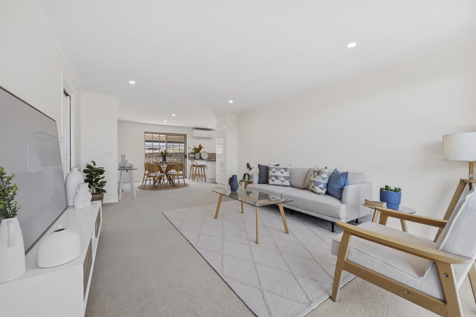 Stylish Living by the Bay