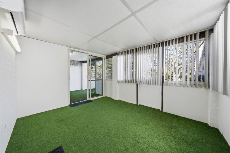 Well Presented Unit with Relaxing Garden Views
