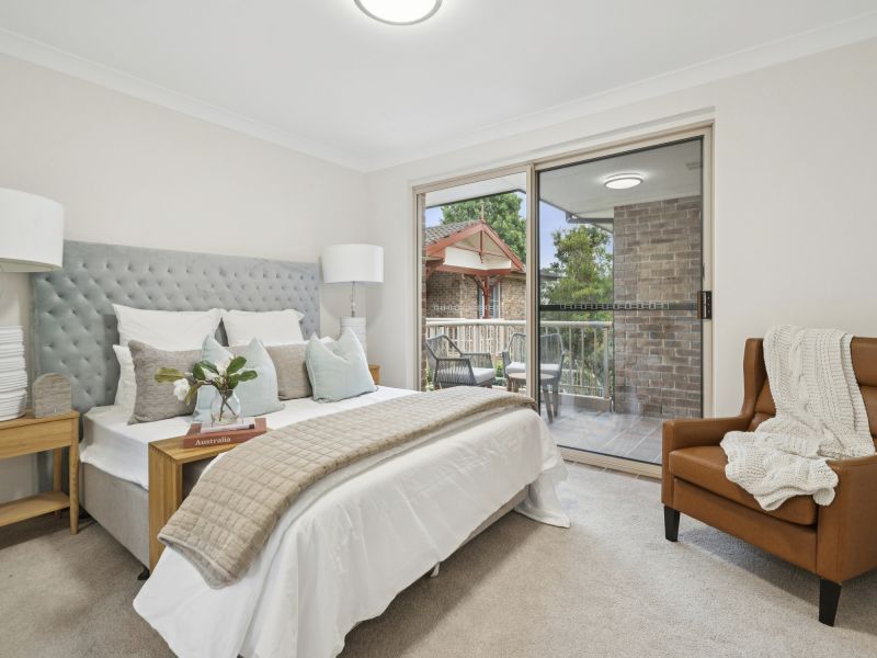 Light-filled villa with stunning bush view