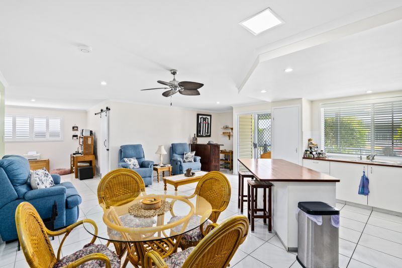 Spacious Country-Style Charm!