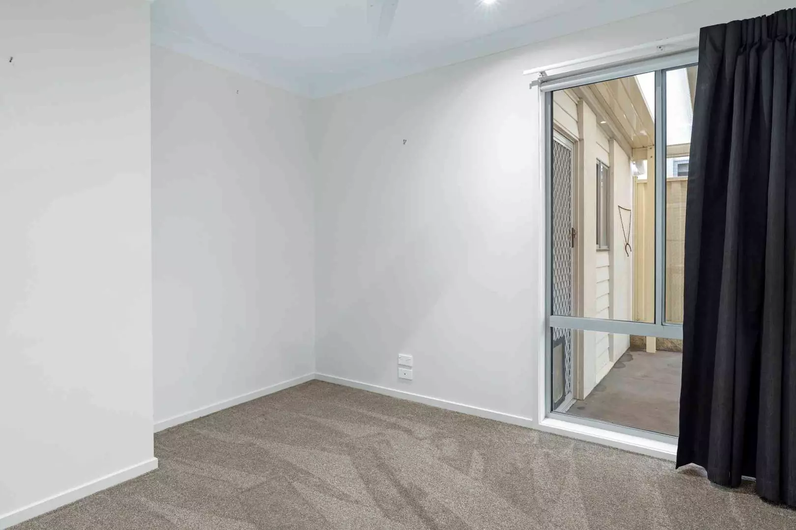 HOME 74 PALM LAKE RESORT TRUGANINA