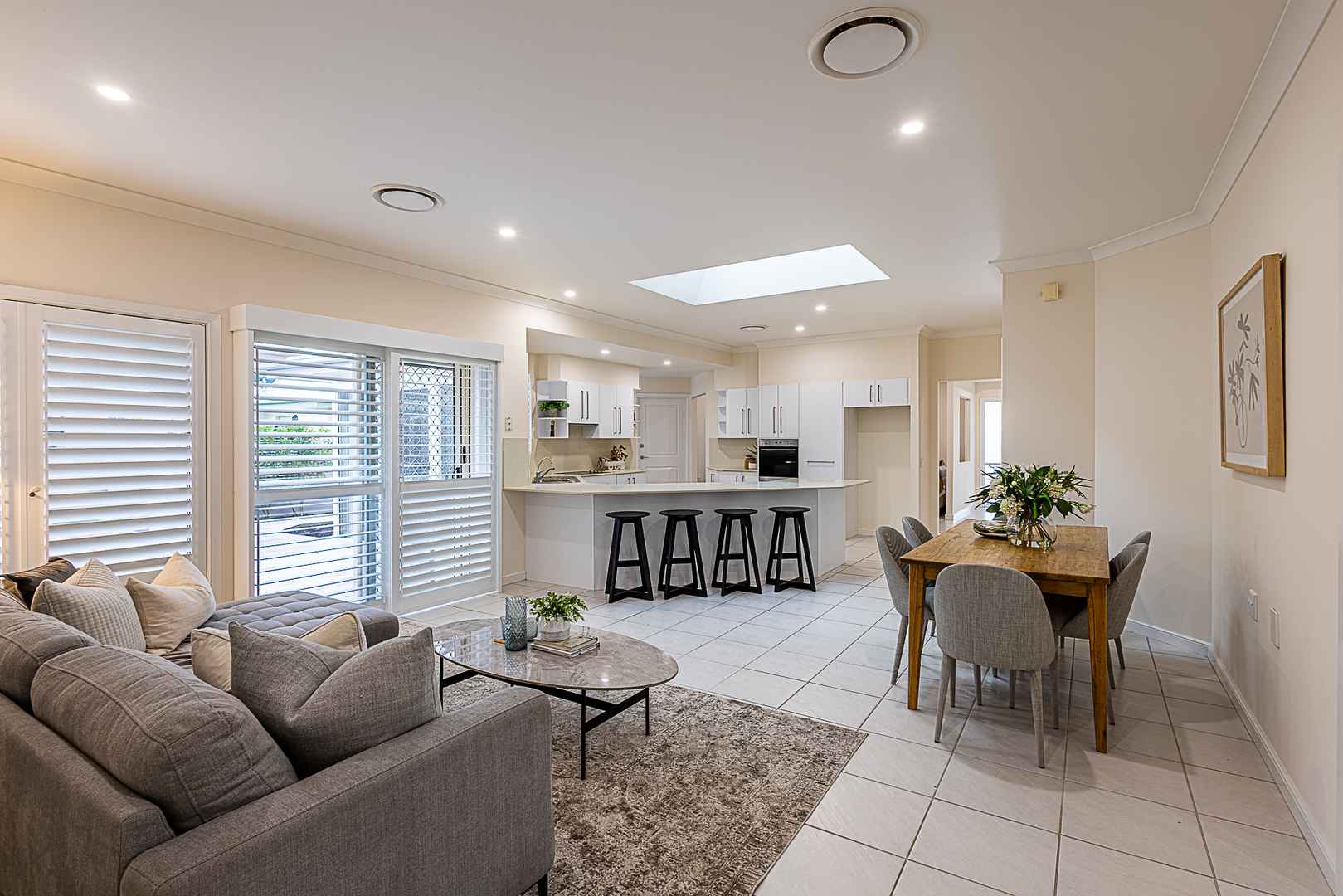 Renoir by Palm Lake Resort Tea Gardens