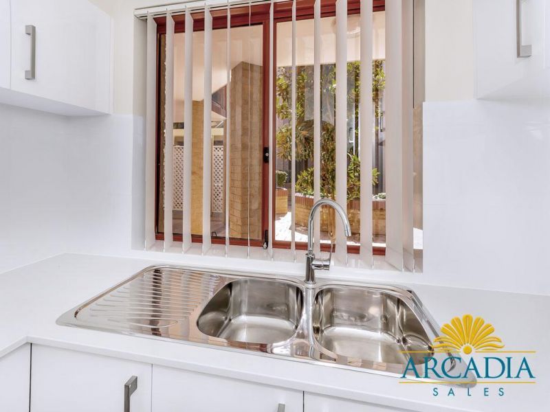 ARCADIA WATERS BICTON - Ground Floor Stunner