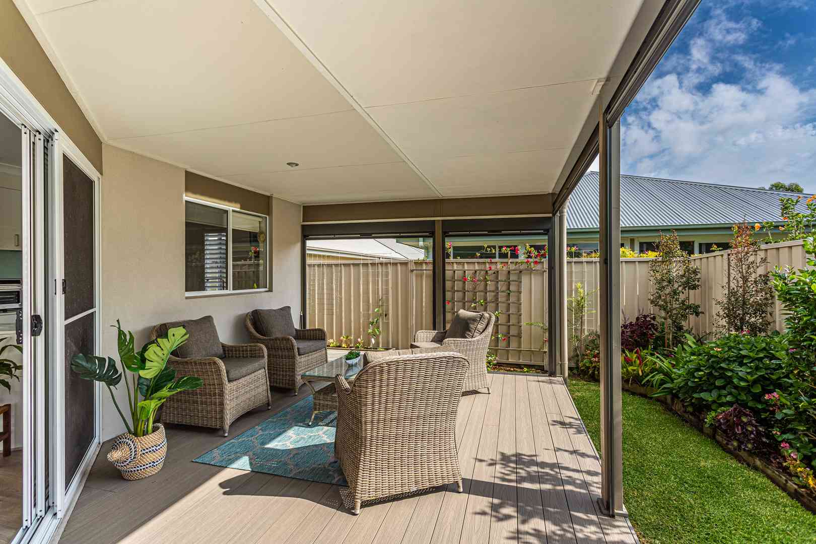 Palm Lake Resort Fern Bay - Peaceful location