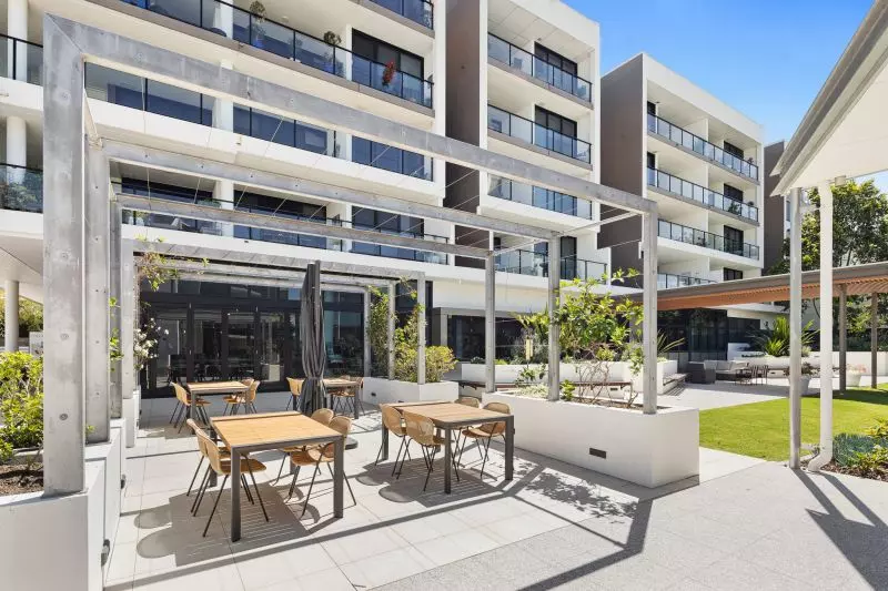 Ground Floor apartment with an expansive terrace and private garden