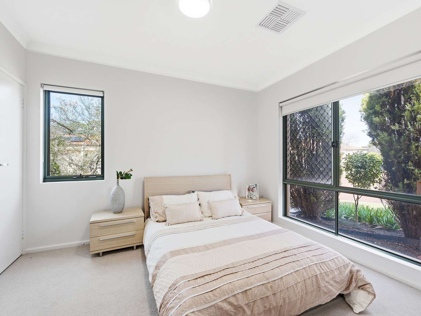 Renovated corner villa with bowling green views