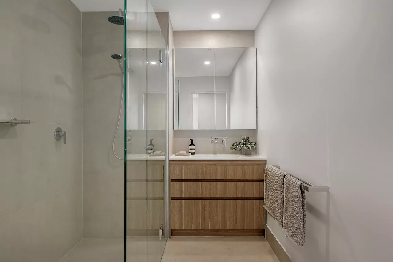 301, Light, Space and Stunning City Views!