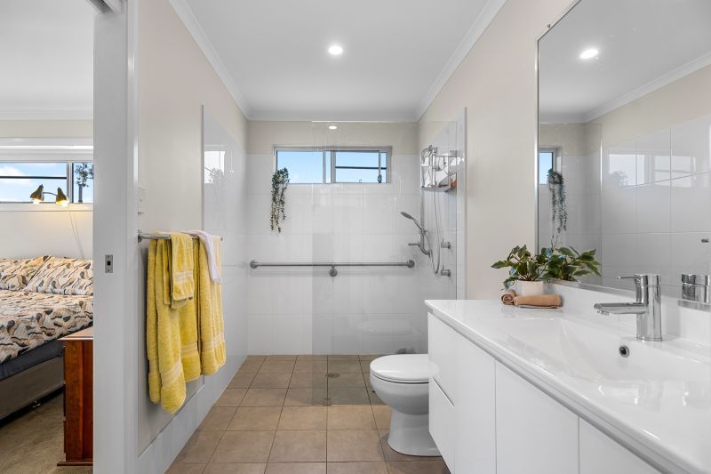 Bright Modern Home with Space for Relaxed Living