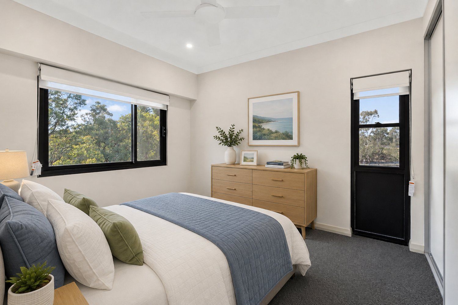 Low-maintenance two-bedroom apartment in well-connected community
