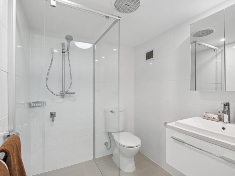 Low maintenance one-bedroom apartment in prime location