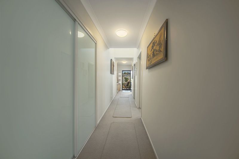 Charming, Stylish Villa with Lush Outdoor Retreat and Modern Interiors